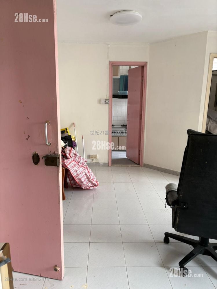 Fung Tak Estate Sell 1 Bedroom , 1 Bathroom 443 ft²