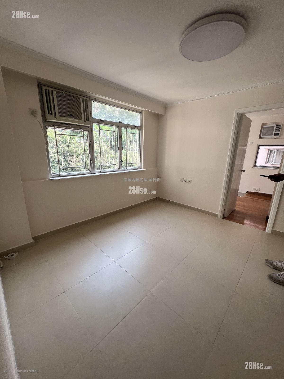 Bedford Gardens Rental 3 Bedrooms , 1 Bathroom 597 ft²