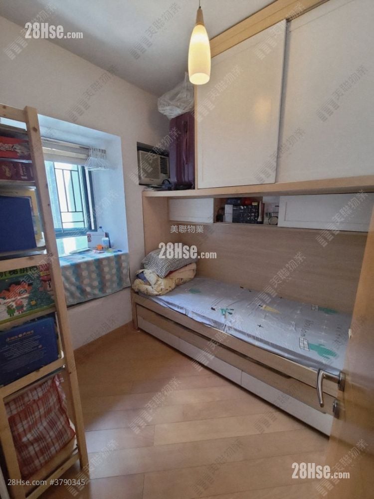 The Long Beach Sell 2 Bedrooms , 1 Bathroom 564 ft²