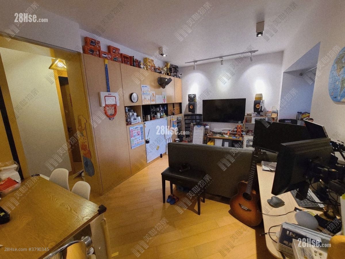 The Long Beach Sell 2 Bedrooms , 1 Bathroom 564 ft²