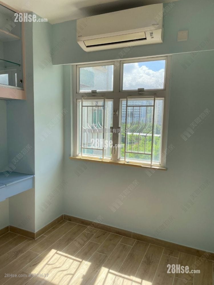 Ching Lai Court Sell 2 Bedrooms , 1 Bathroom 403 ft²