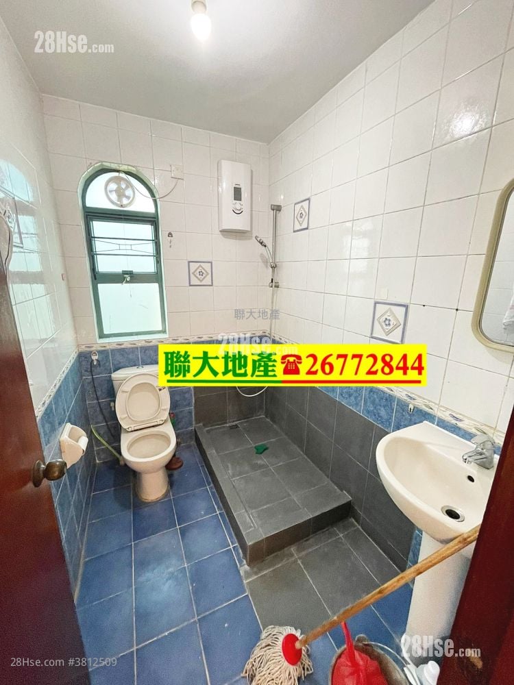 村屋 租盤 3 房 , 1 浴室 630 平方呎