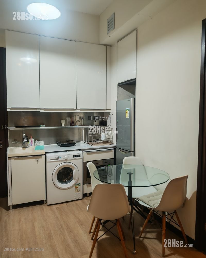 嘉荟轩 租盘 2 房 , 2 浴室 592 平方尺