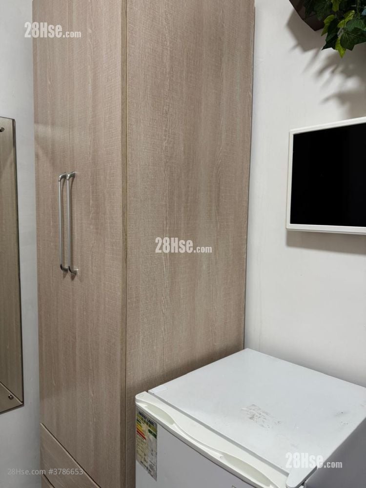 Lai Chi Building Rental Studio , 1 Bathroom 120 ft²