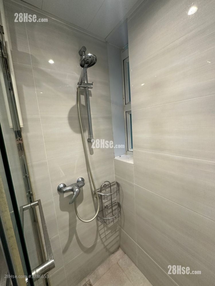 Lai Chi Building Rental Studio , 1 Bathroom 120 ft²