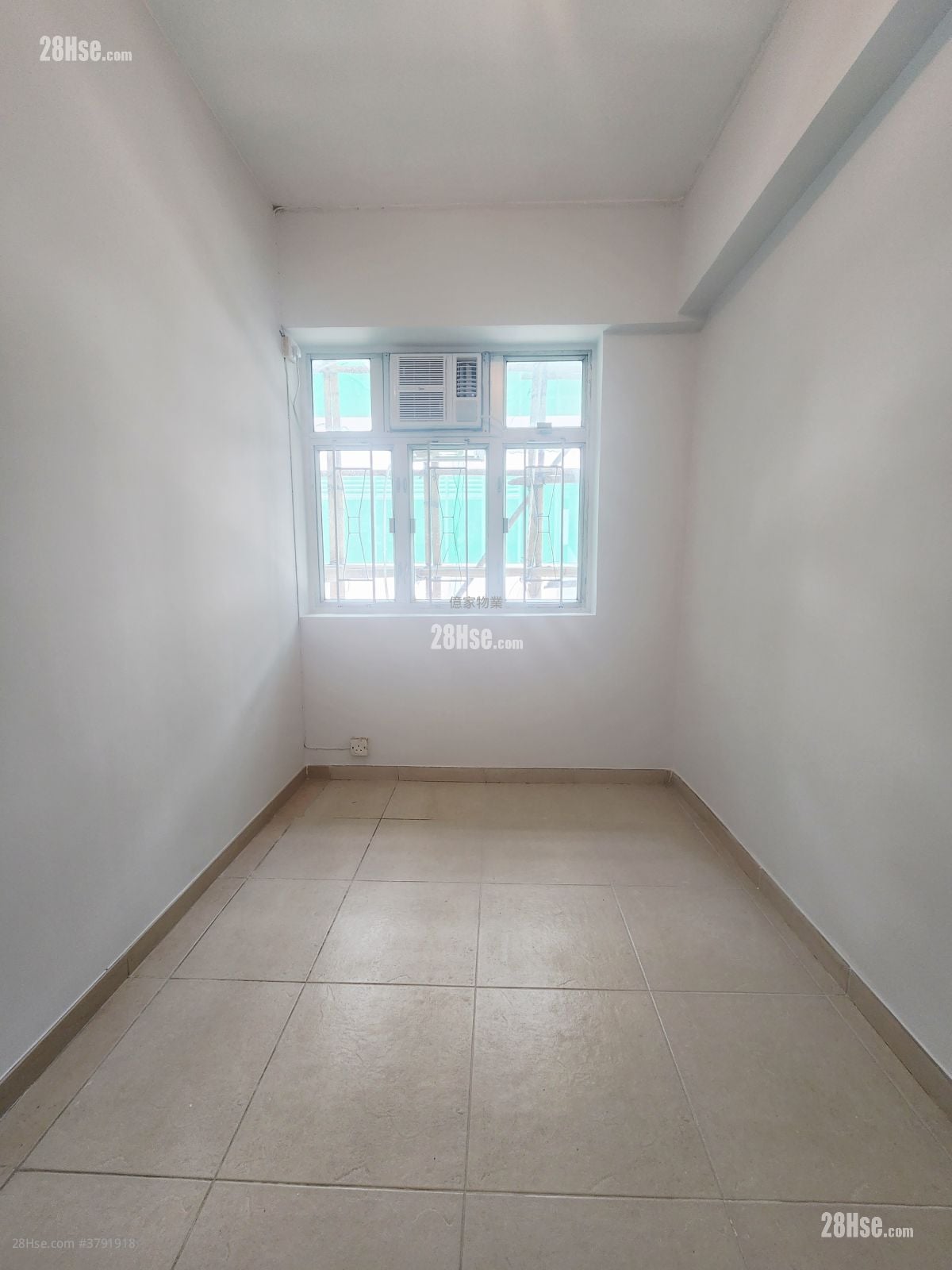 Kam Hoi Mansion Rental 2 Bedrooms , 1 Bathroom 375 ft²