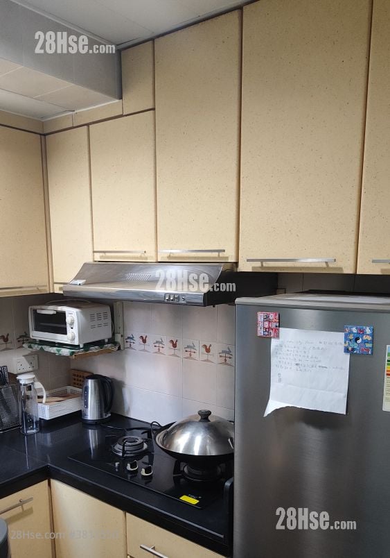 新都城 租盘 3 房 , 2 浴室 526 平方尺