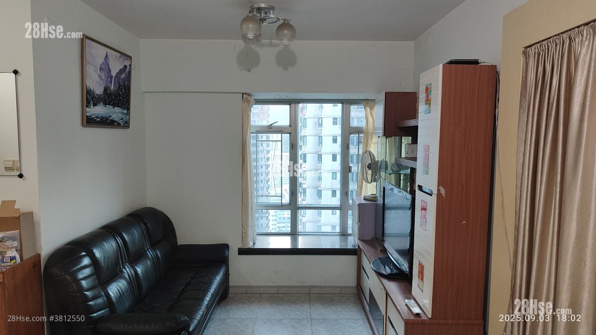 新都城 租盘 3 房 , 2 浴室 526 平方尺