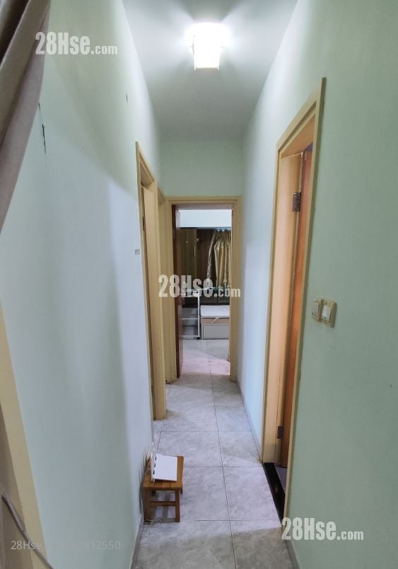 新都城 租盘 3 房 , 2 浴室 526 平方尺