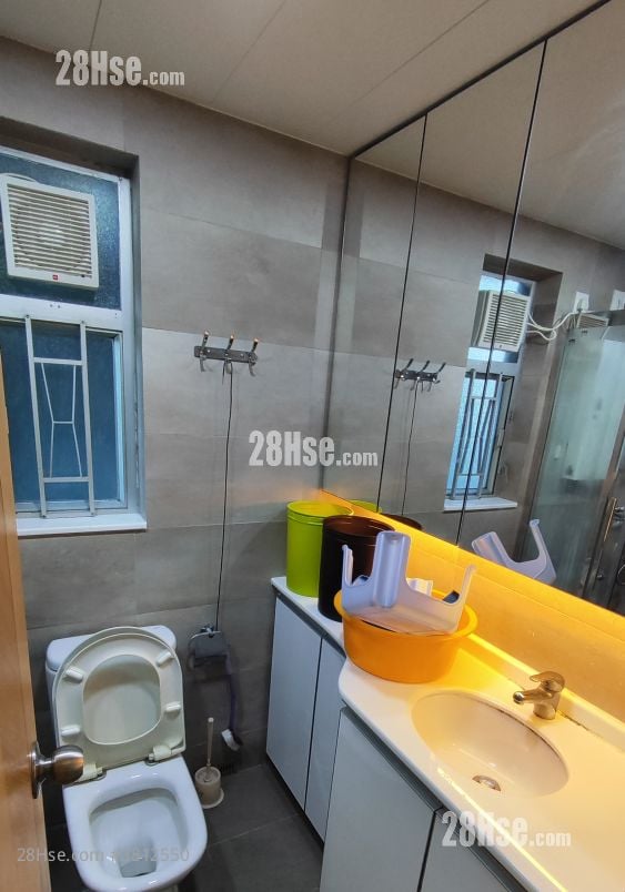 新都城 租盘 3 房 , 2 浴室 526 平方尺