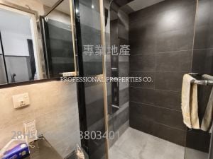 鸭巴甸街38-40号 租盘 1 房 , 1 浴室 335 平方尺