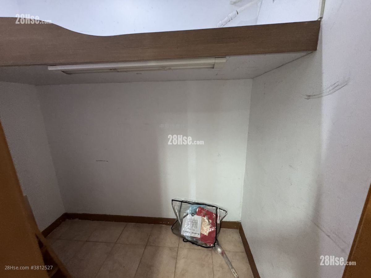 Monte Vista Sell 3 Bedrooms , 2 Bathrooms 816 ft²