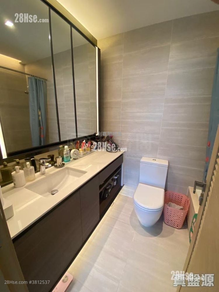 The Bloomsway Sell 4 Bedrooms 1,398 ft²