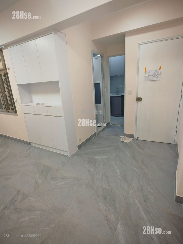 Tse Wan Mansion Rental 2 Bedrooms , 1 Bathroom 374 ft²
