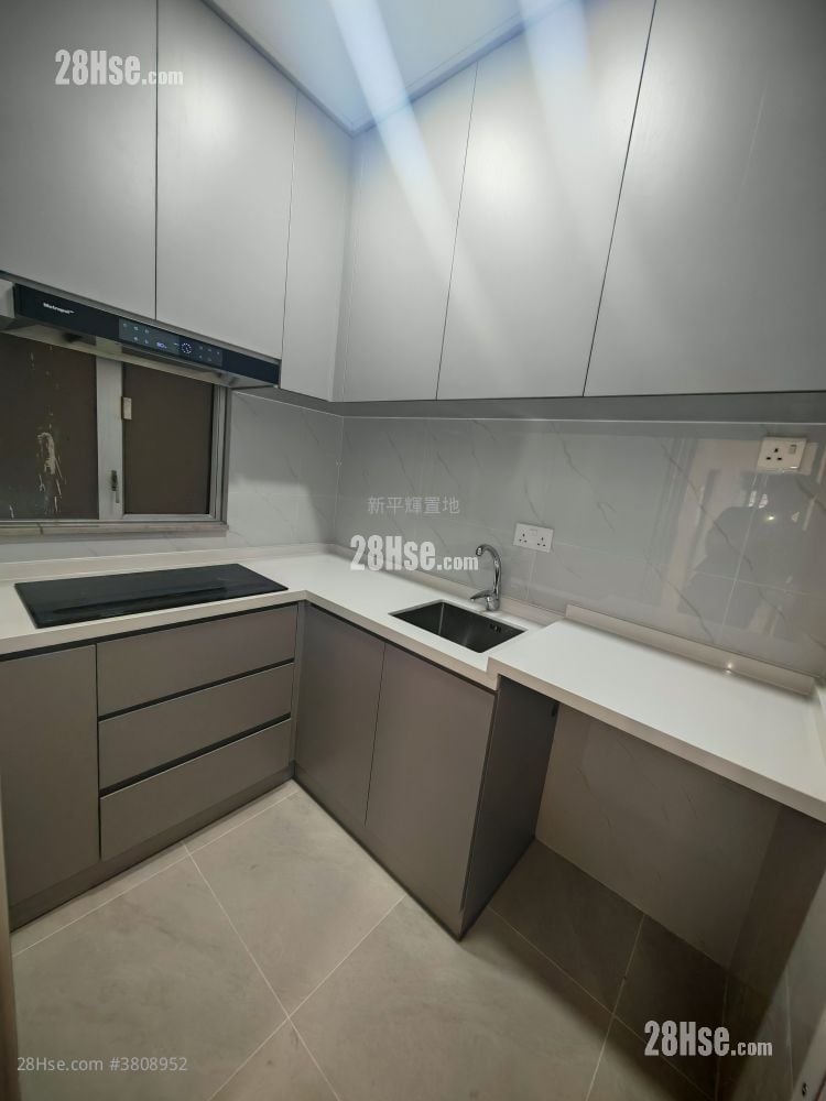 Tse Wan Mansion Rental 2 Bedrooms , 1 Bathroom 374 ft²