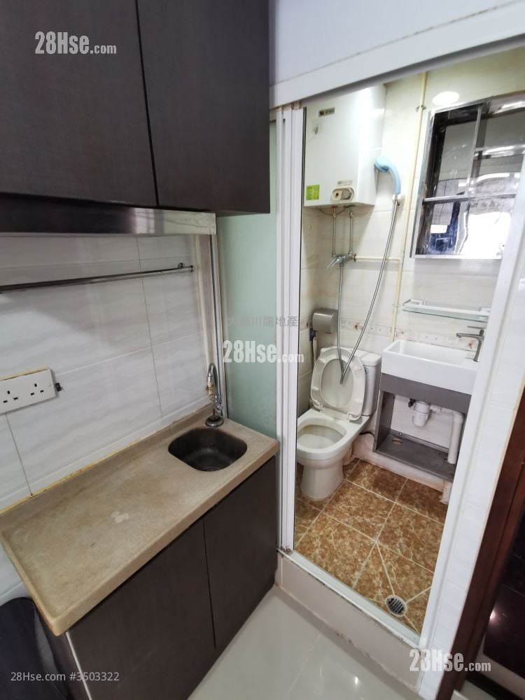 唐樓 租盤 開放式間隔 , 1 浴室 130 平方呎