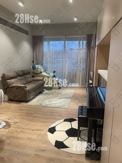 Peak One Sell 3 Bedrooms 1,084 ft²