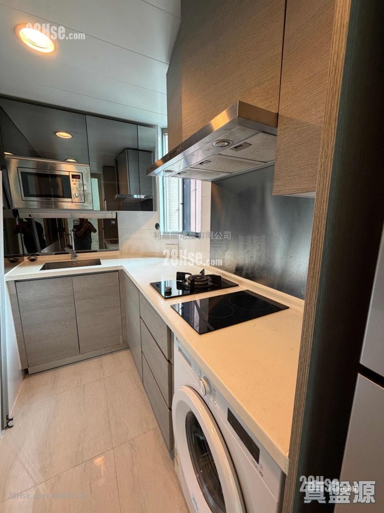 世宙 售盤 2 房 429 平方呎