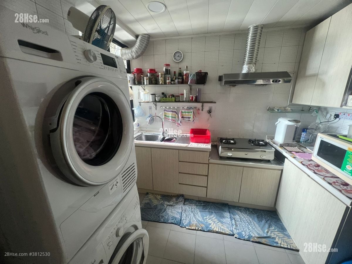 Park Towers Sell 3 Bedrooms , 3 Bathrooms 998 ft²