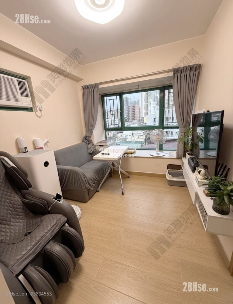 金湖居 售盘 3 房 392 平方尺