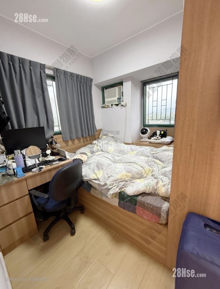 金湖居 售盘 3 房 392 平方尺