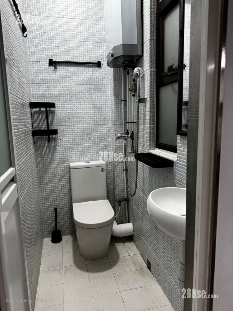 Man King Building Rental Studio , 1 Bathroom 195 ft²