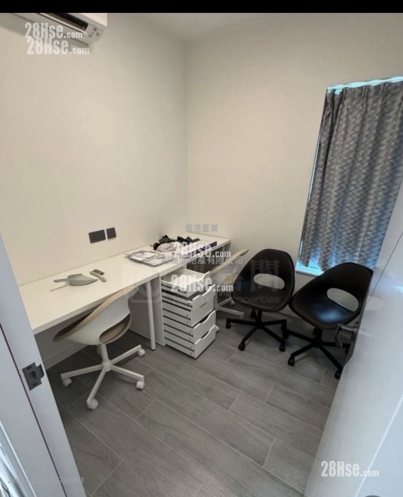 Aquamarine Rental 2 Bedrooms , 1 Bathroom 497 ft²