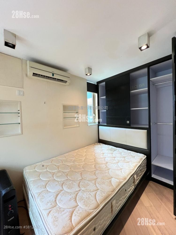 Harbour Place Rental 3 Bedrooms , 2 Bathrooms 589 ft²