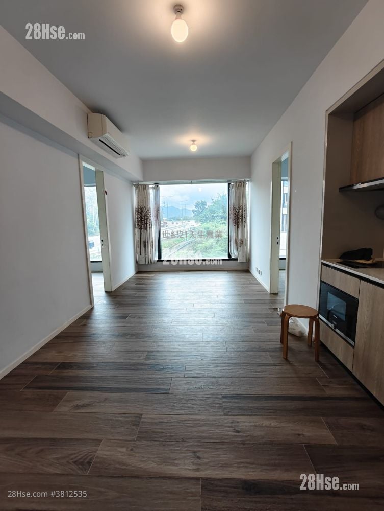 The Carmel Rental 587 ft²