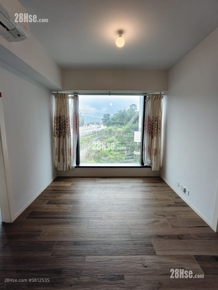 The Carmel Rental 587 ft²