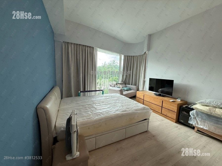 Symphony Bay Sell 4 Bedrooms , 2 Bathrooms 1,326 ft²