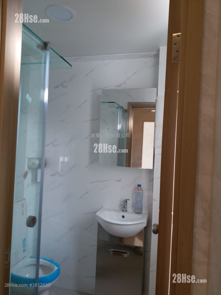 Lee Ga Building Rental 1 Bedroom , 1 Bathroom 300 ft²