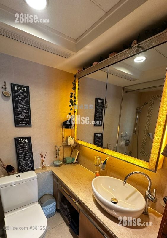 浴室: 珀丽湾 租盘 4 房 , 2 浴室 1,253 平方尺