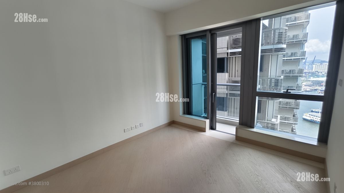 Grand Victoria Rental 1 Bathroom 278 ft²