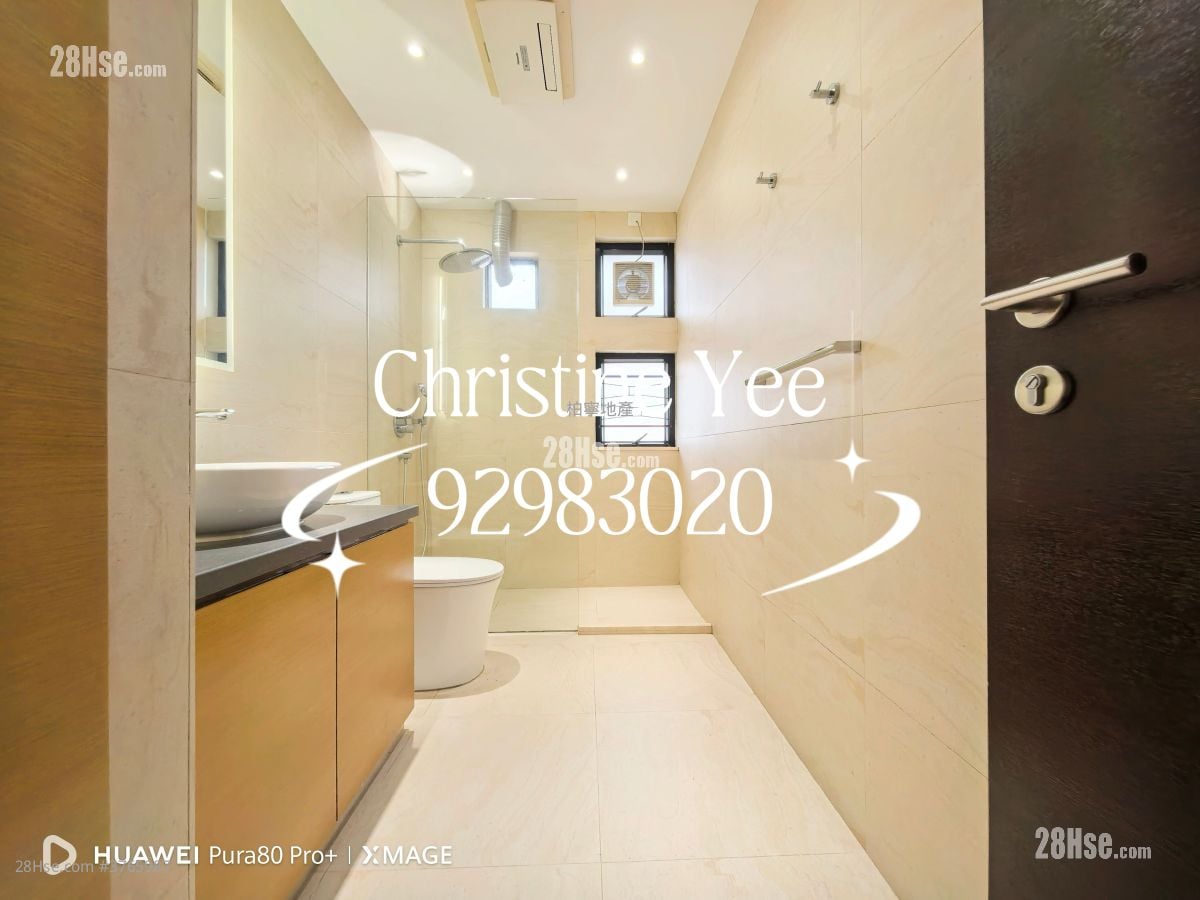 Cavendish Heights Rental 4 Bedrooms , 2 Bathrooms 1,811 ft²