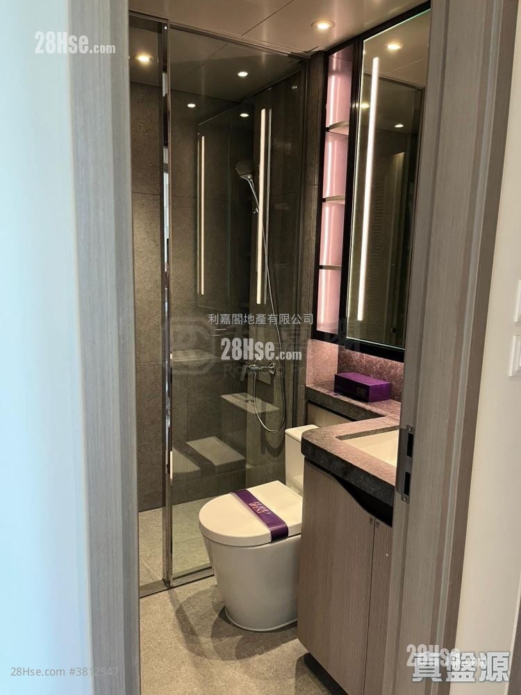 Yoho West Sell 2 Bedrooms 440 ft²