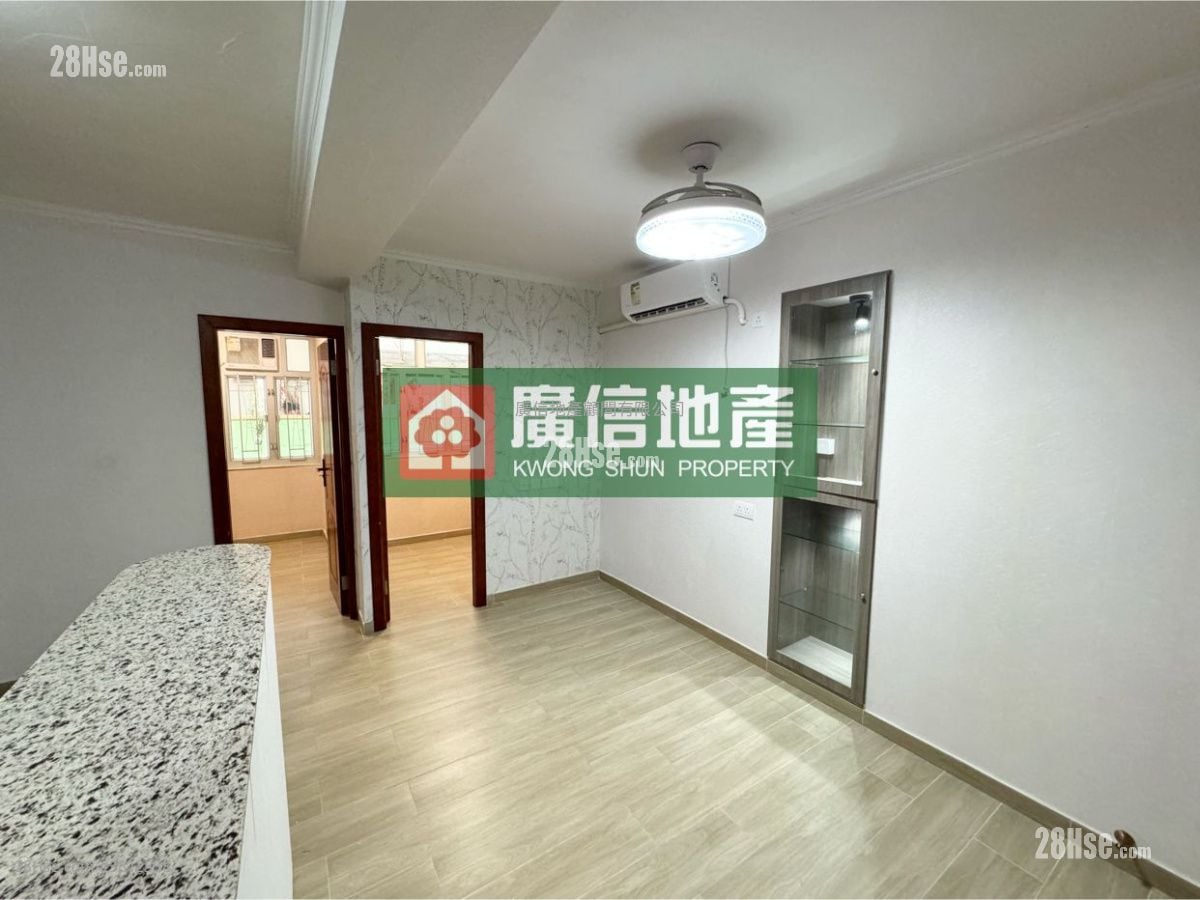 Shun Lee Building Sell 2 Bedrooms , 1 Bathroom 340 ft²