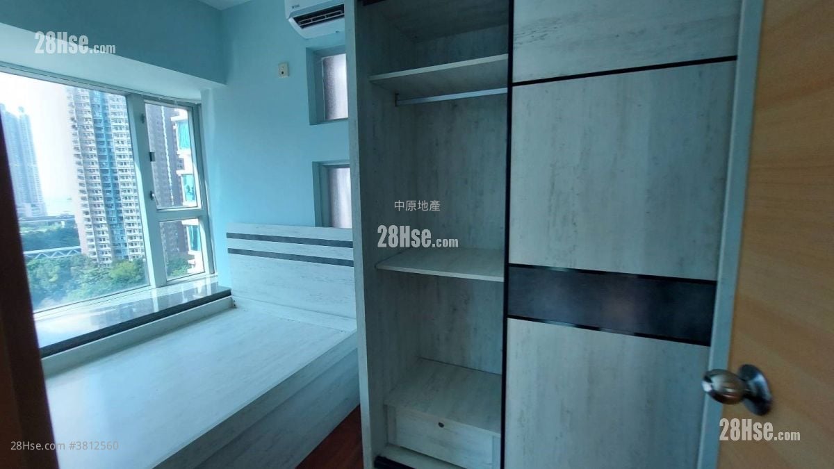 Metro Harbour View Sell 2 Bedrooms 347 ft²