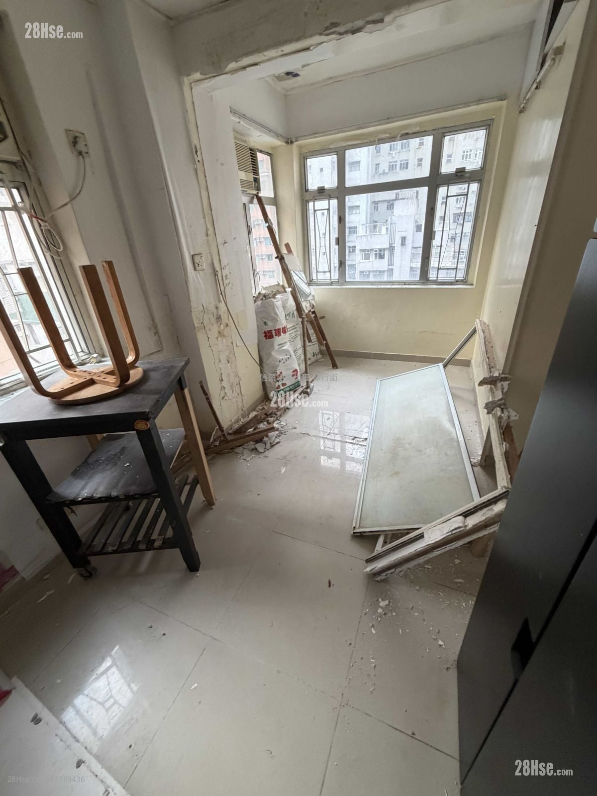 仁德大厦 售盘 2 房 , 1 浴室 367 平方尺