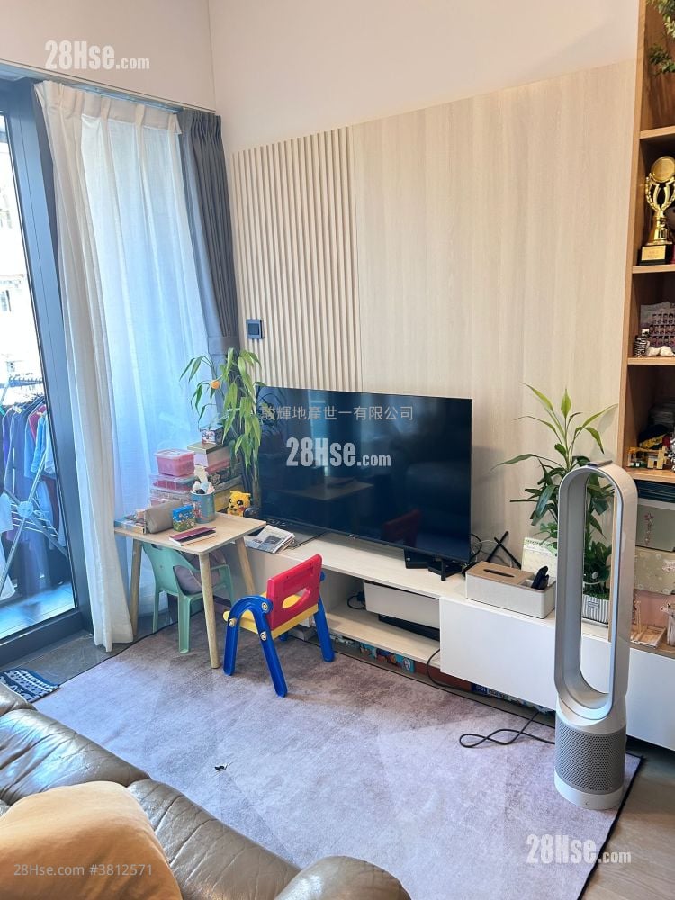 Phase 1B Of The Campton Sell 2 Bedrooms , 1 Bathroom 462 ft²