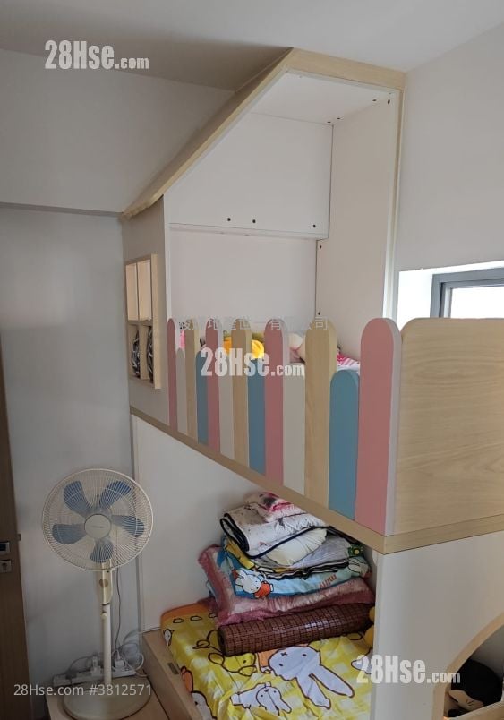 Phase 1B Of The Campton Sell 2 Bedrooms , 1 Bathroom 462 ft²