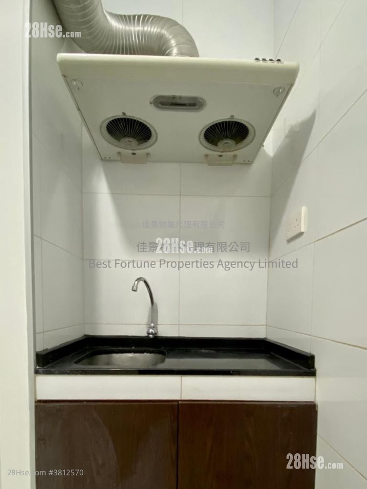 Hang Fai Building Rental Studio , 1 Bathroom 120 ft²