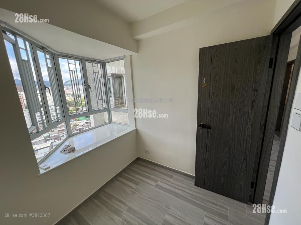 Grandeur Garden Sell 2 Bedrooms , 1 Bathroom 314 ft²