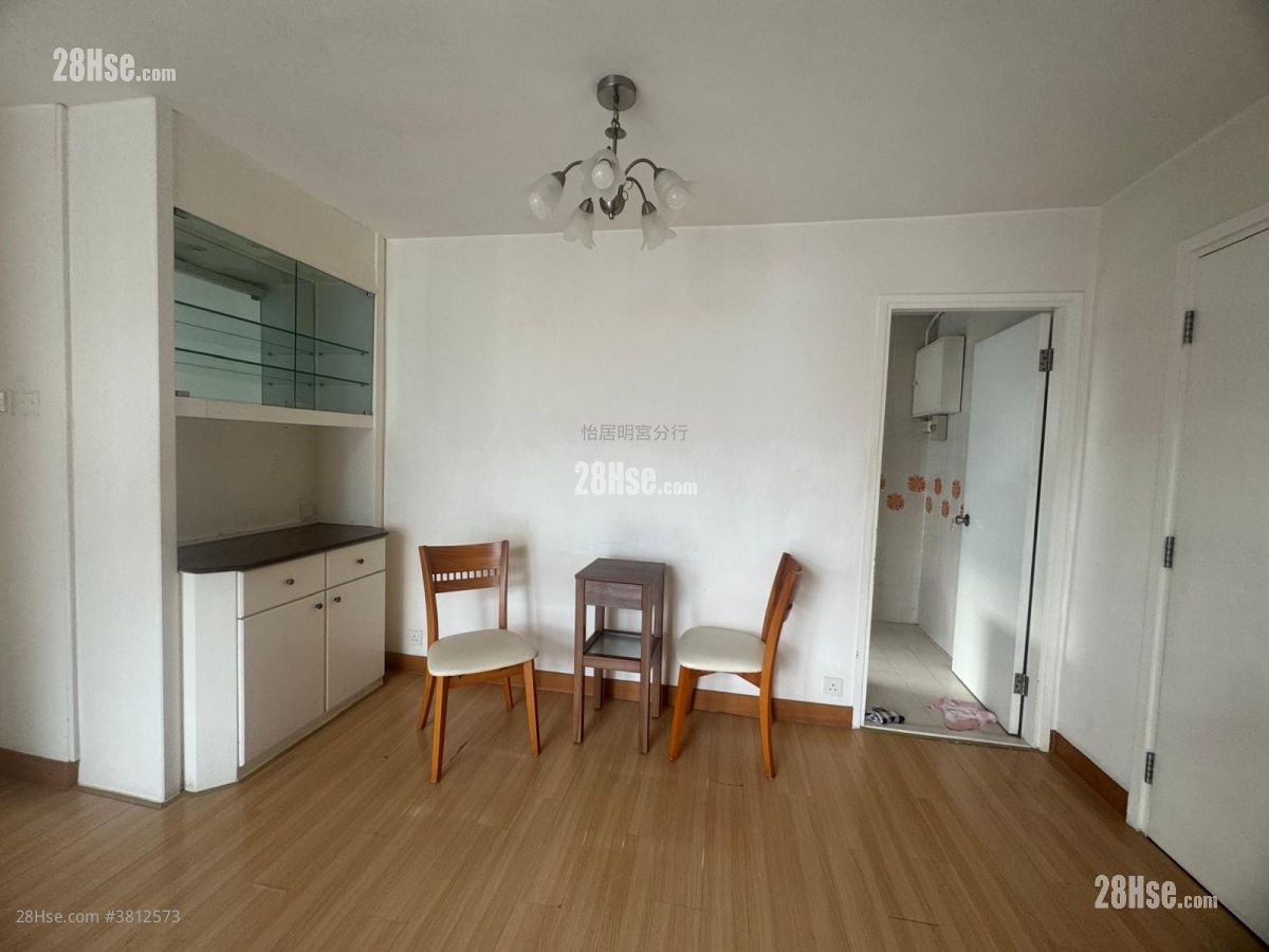 太古城 售盤 2 房 , 1 浴室 580 平方呎