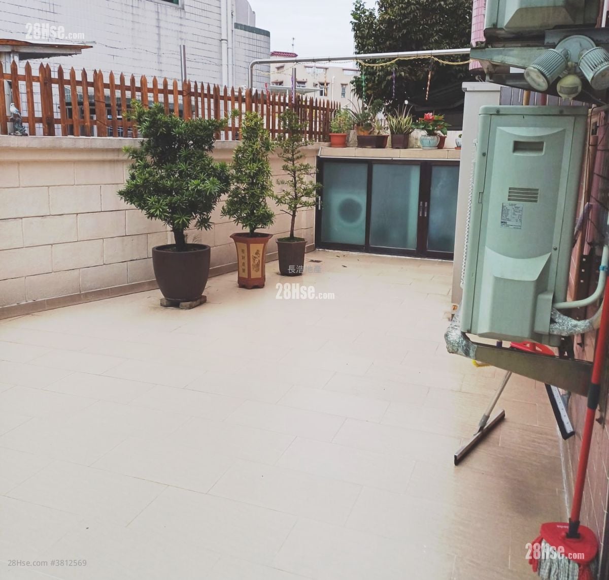 Village Sell 2 Bedrooms , 1 Bathroom 1,500 ft²