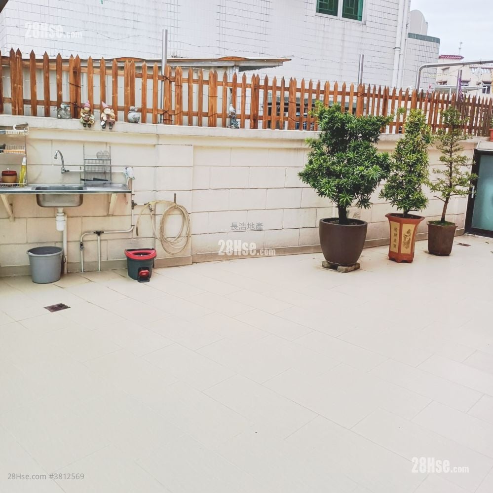 Village Sell 2 Bedrooms , 1 Bathroom 1,500 ft²