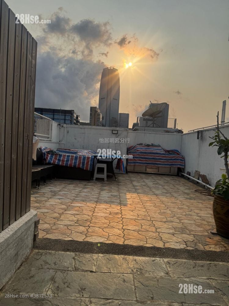 太古城 售盤 2 房 , 1 浴室 580 平方呎