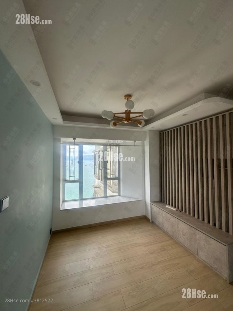 living room: Marina Garden Sell 3 Bedrooms 567 ft²