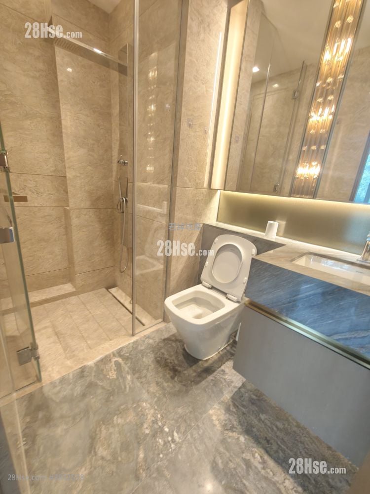 明寓 租盘 3 房 , 4 浴室 1,304 平方尺