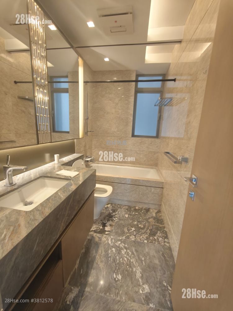 明寓 租盘 3 房 , 4 浴室 1,304 平方尺